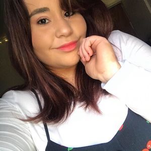 Meet your Posher, Roxanne